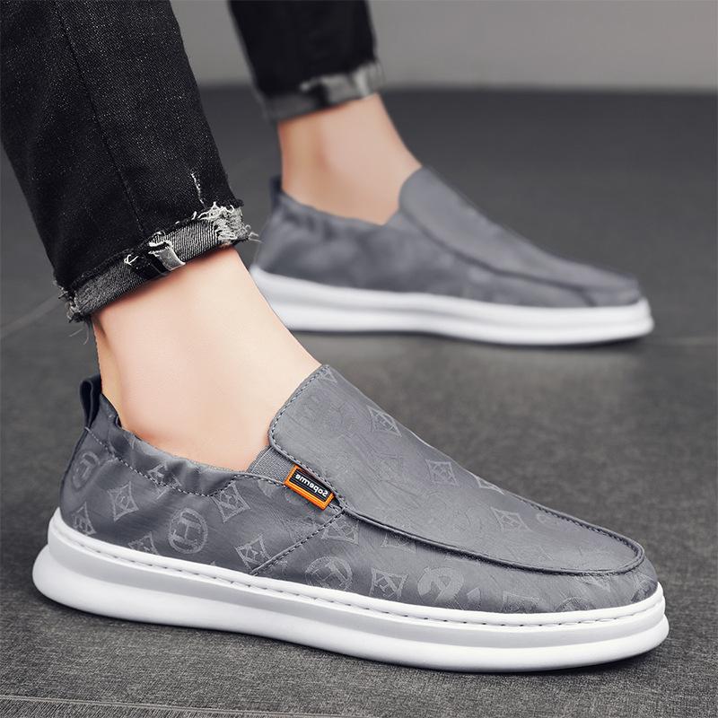 Cloth shoes lazy shoes student breathable board shoes breathable and comfortable