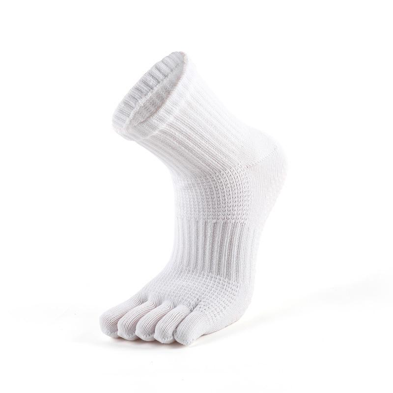 MEIKAN Men s Non-Slip Five-Finger Yoga Split-Toe Mid-Calf Socks for Fitness and Pilates Men s 39-42 белый
