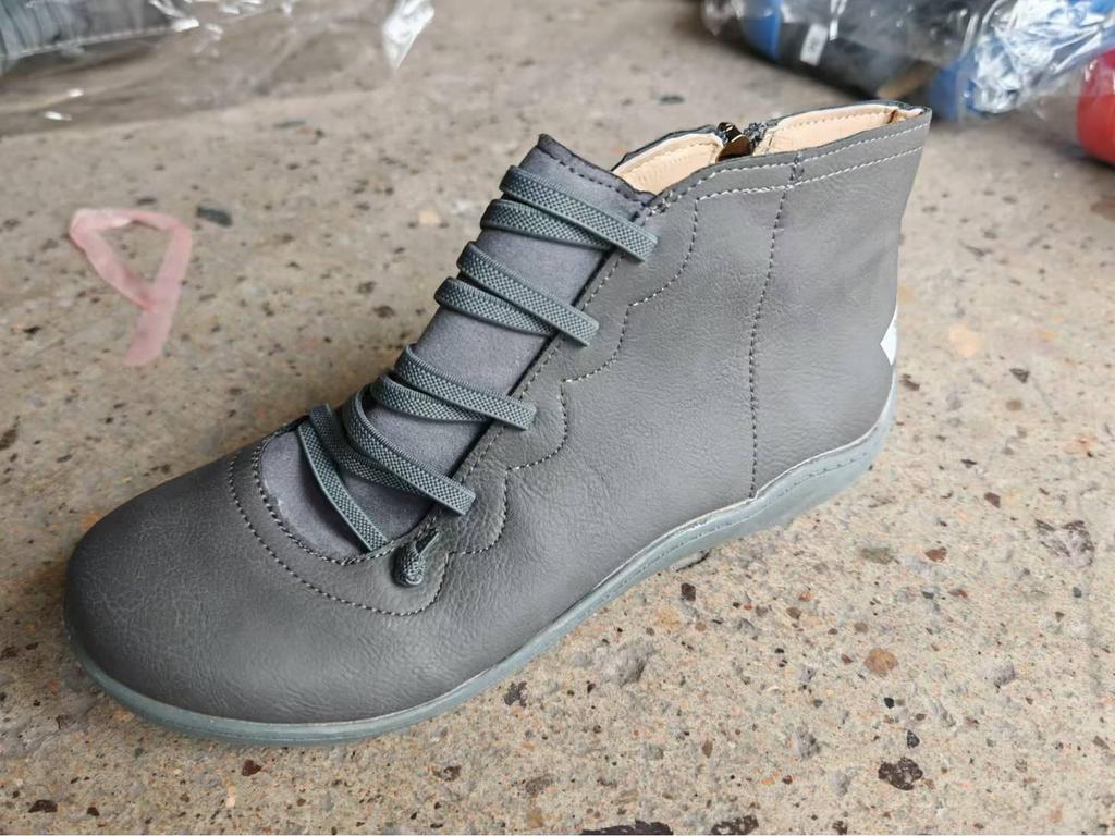 Nowe europejskie i amerykańskie damskie buty śnieżne z płaską podeszwą, sznurowane, w dużych rozmiarach, z krótkiej bawełny.