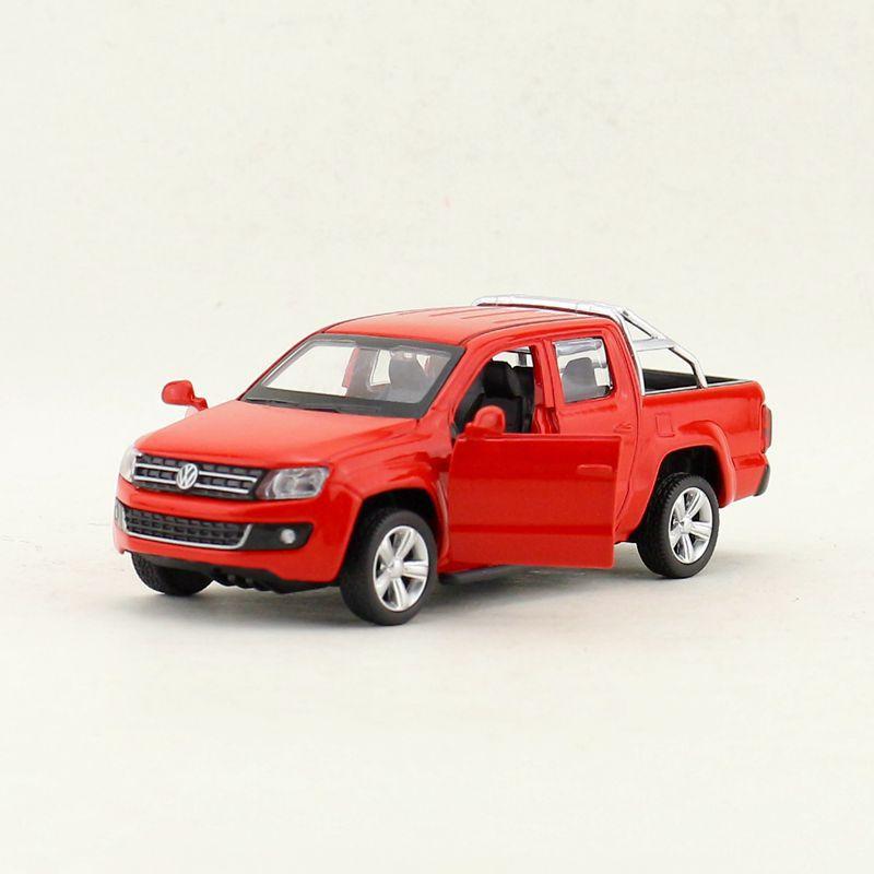 1/46 Volkswagen Amarok Alloy Pickup Car Model Diecasts Metal Vehicles Car Model Miniature Scale Simulation Collection Kids Gifts