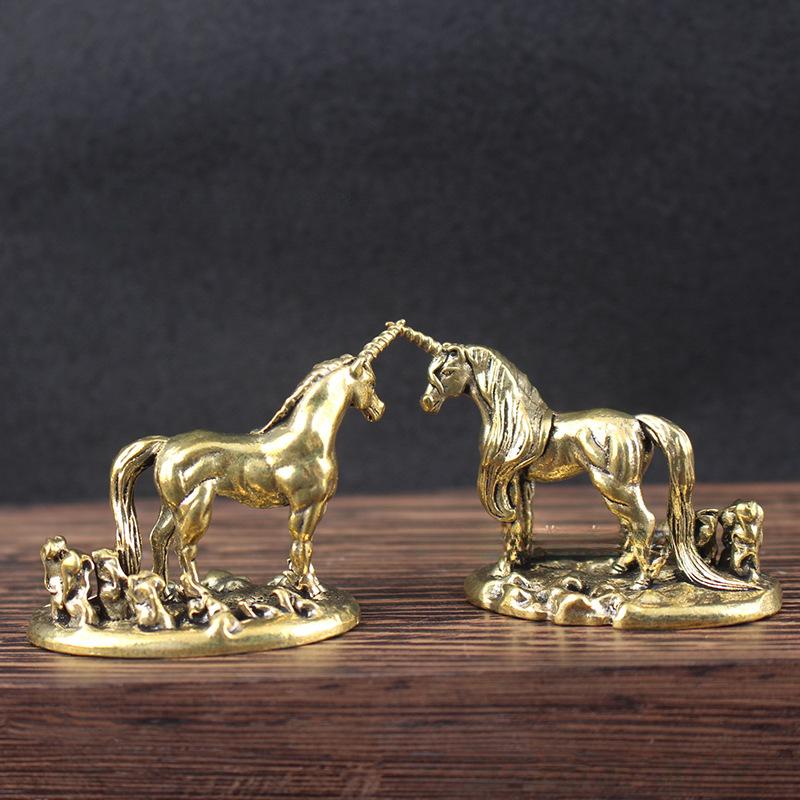 1pcs Pure Brass Mini Unicorn Ornament Small Brass Crafts Ornament Brass Car Keychain Jewelry Ornaments Home Living Room Decoration Men's Keychain