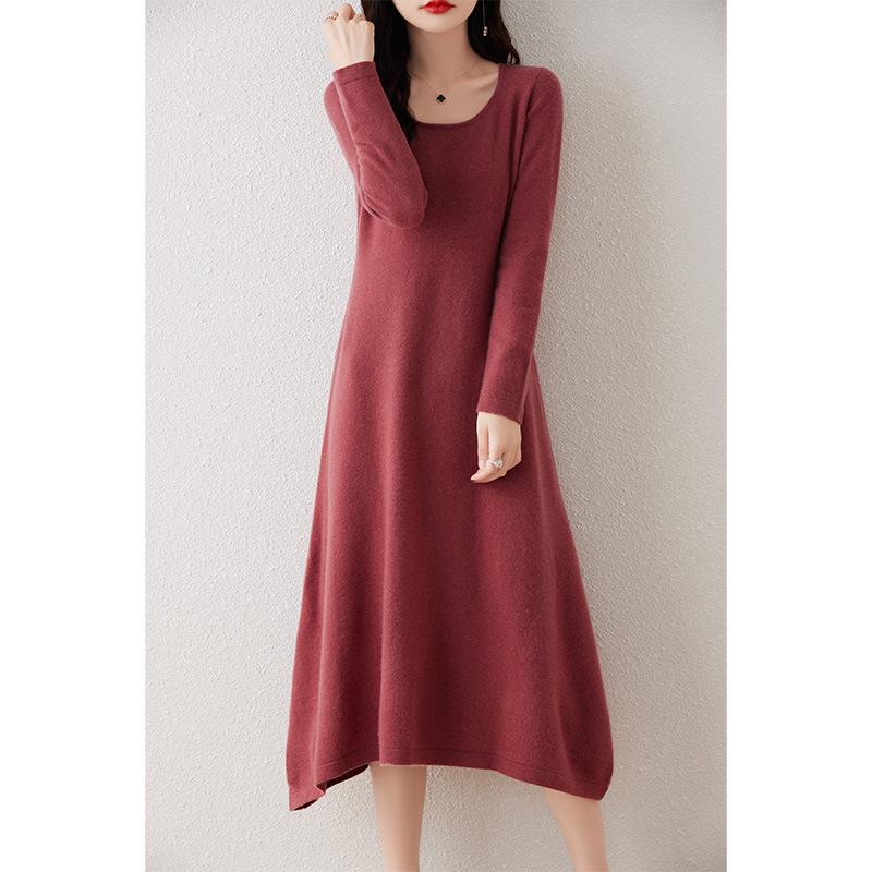 

Женское очень длинное платье-свитер из 100% шерсти с U-образным вырезом, облегающего кроя - французский осенне-зимний дизайн выше колена XL (125-135 jin)