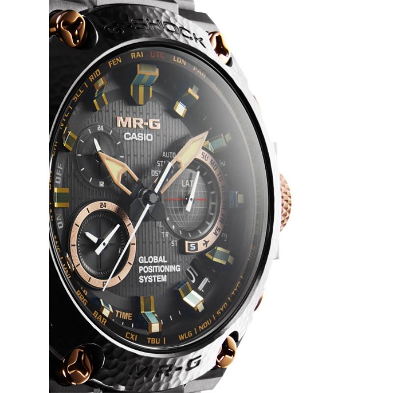 Casio Men's 200M Water Resistant Analog Shock Resistant Quartz Watch MRG-G1000HT-1A