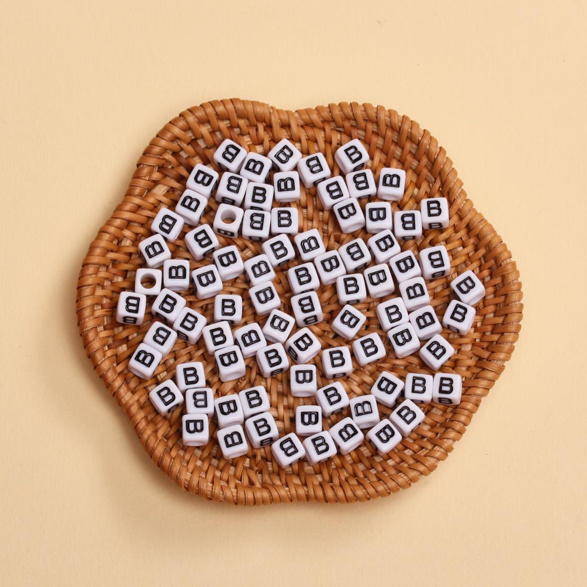 

100 шт. 5,5 мм квадратные свободно расположенные акриловые бусины с буквами используются для браслета, ожерелья, изготовления ювелирных изделий, цепочка для мобильного телефона, сделай сам B