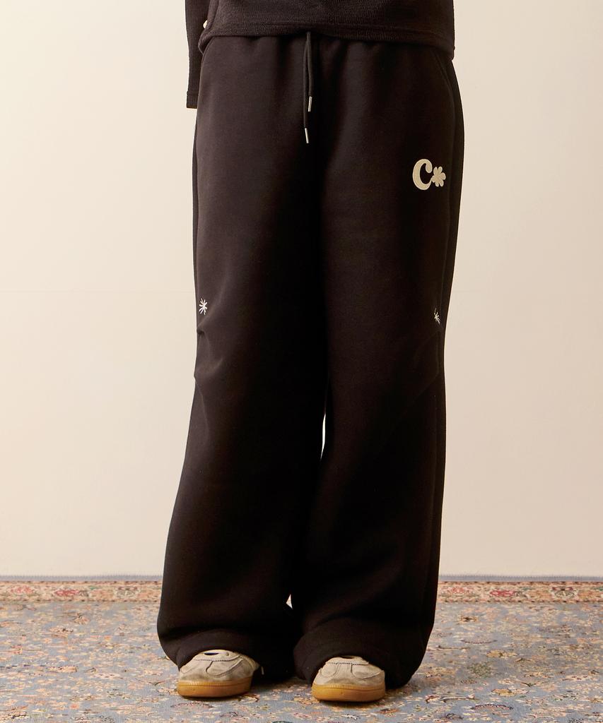 Ebeulisi Pintuck Patchwork Sweatpants (Black)
