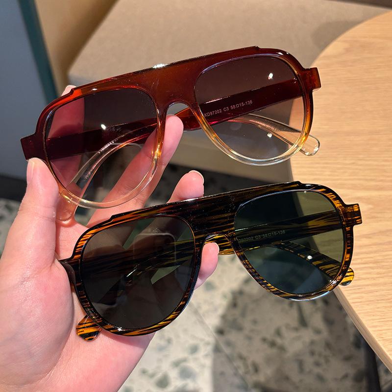 Fashion Pilot Shape Women Sun Glasses European American Stylish Sunglasses Woman Travelling Driving Men Sun Glass