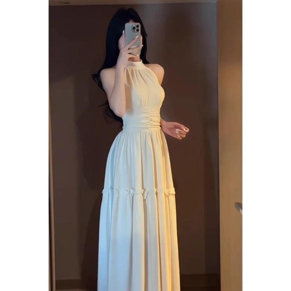 White suspender neck dress women's summer French retro temperament high-end design dress long dress