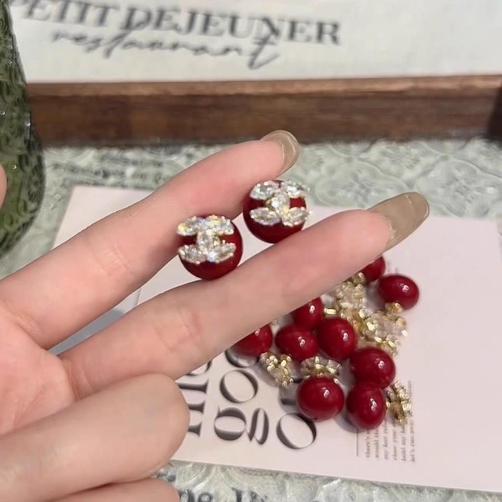 Doppel-C Französische Mode Luxus Ohrringe für Damen - Elegant, Vielseitig, Trendiger Stil.