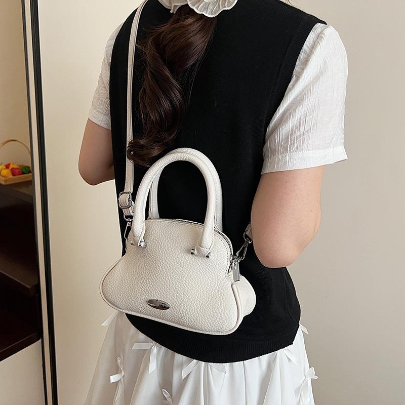 

Премиальная сумка-мессенджер портативная женская 2025 новая мода универсальная ручная сумка-ракушка простая повседневная сумка для поездок на работу белый