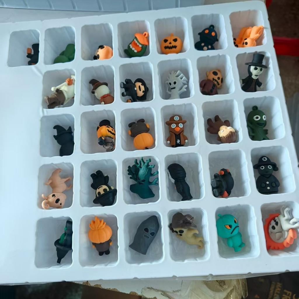 7/15/31-Day Halloween Countdown Calendar Halloween Advent Calendar with Collectible Eerie Figurines Surprise Box Halloween Gifts