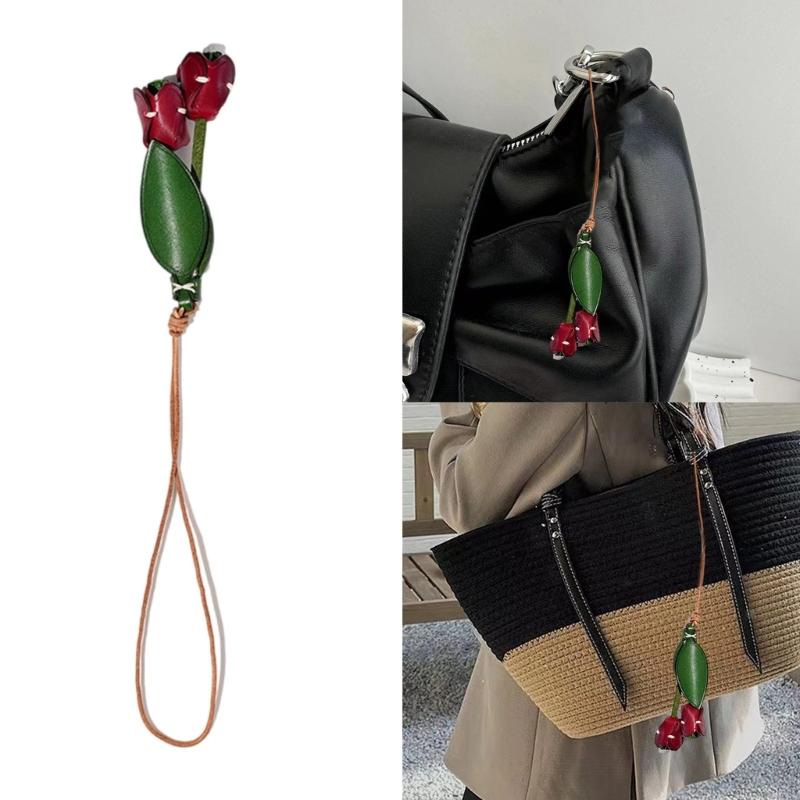 Tulips Keychain Charm Leather Elegant Flower Bag Pendant Hanging Ornament Suitable for Car Mirror or Bag Decoration
