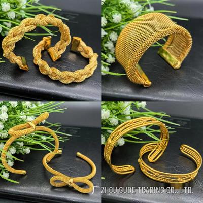 Ethnisches Brautarmband aus 24K Gold - Schmuck im indischen und indonesischen Stil für Frauen