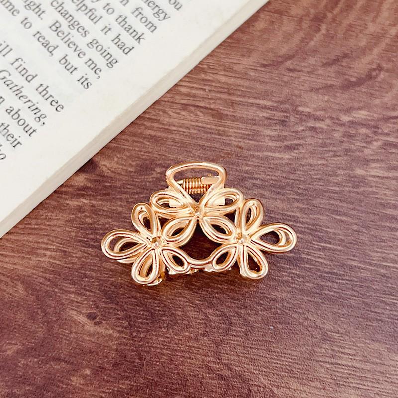 Small Metal Shark Hair Clip for Girls - Korean Internet Celebrity Style Claw Clip Hair Accessory