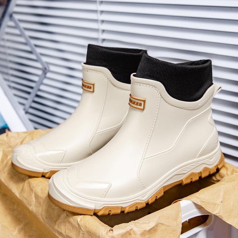

Men s rain shoes fashionable versatile fishing sea shoes thickened wear-resistant comfortable water boots adult four-season rubber shoes 38