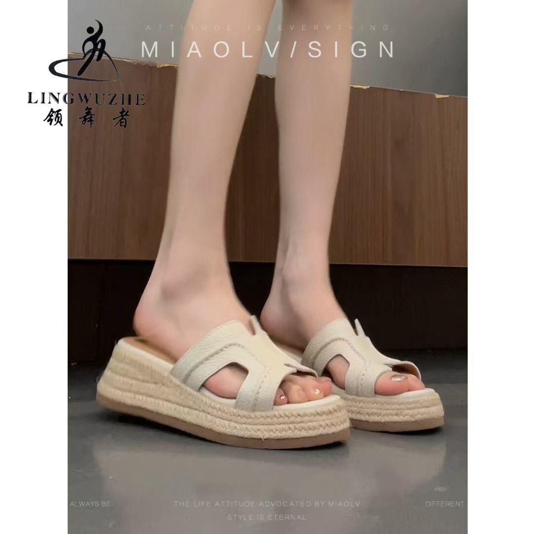 

Летние женские толстые босоножки для увеличения роста на открытом воздухе, модные повседневные сандалии - корейские тапочки с открытым носком и ремешком H 40