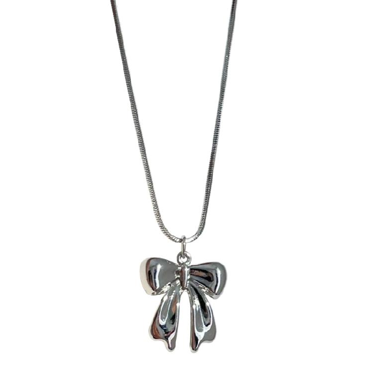 Alloy Material Adjustable Length Necklace Bowknot Necklace for Fashion Lovers 1