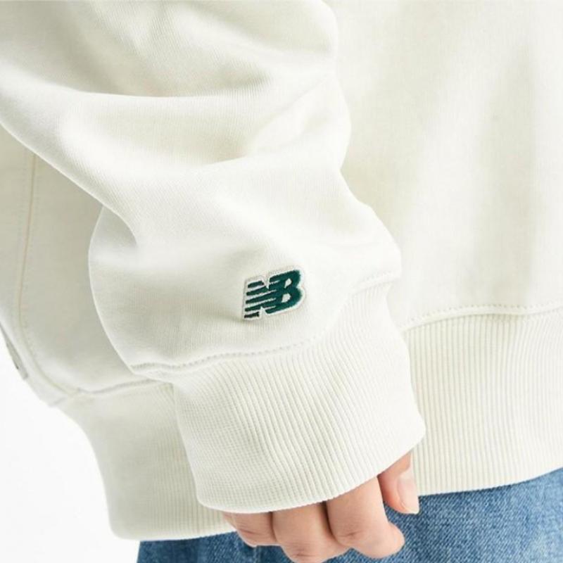 New Balance Unisex Nbsc Brushed Sweatshirt Nbncd41823