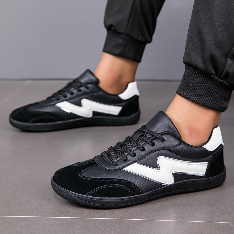 

Мужская повседневная обувь Корейская версия Модная Мягкая Горячая Распродажа Летняя Ретро Спортивная обувь Легкая и Гибкая Обувь для ходьбы 40 чёрный