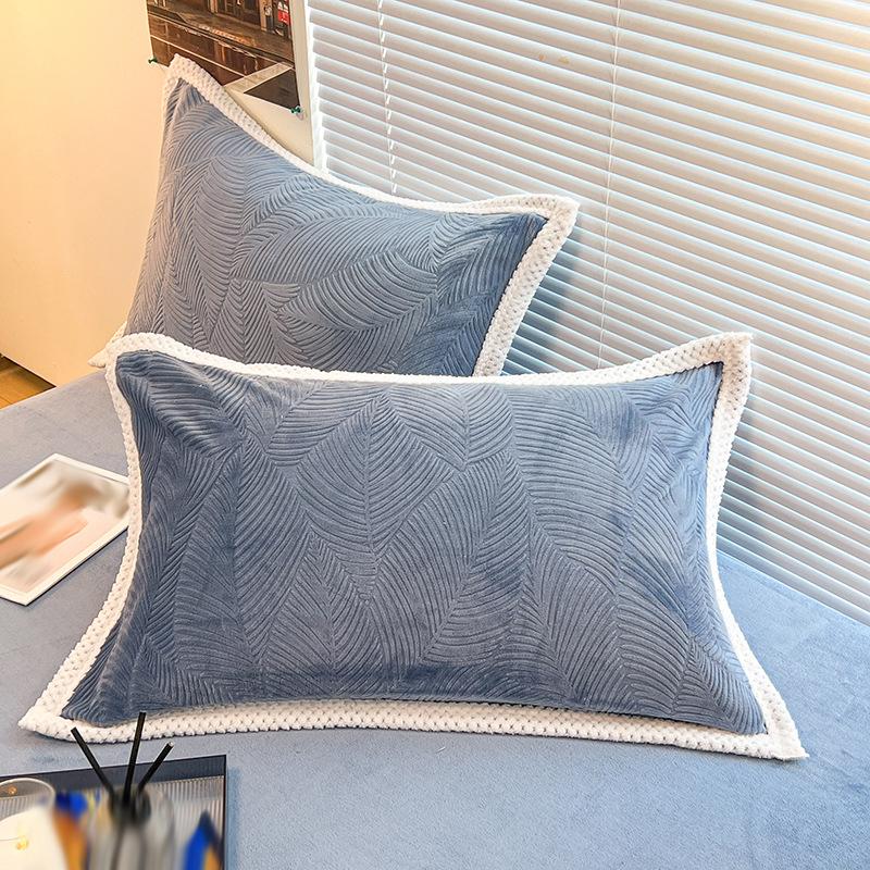 2 Pcs Winter Thicken Warm Pillowcase Soft Plush Flannel Coral Velvet Pillow Covers Home Living Room Decor Cushion Cover