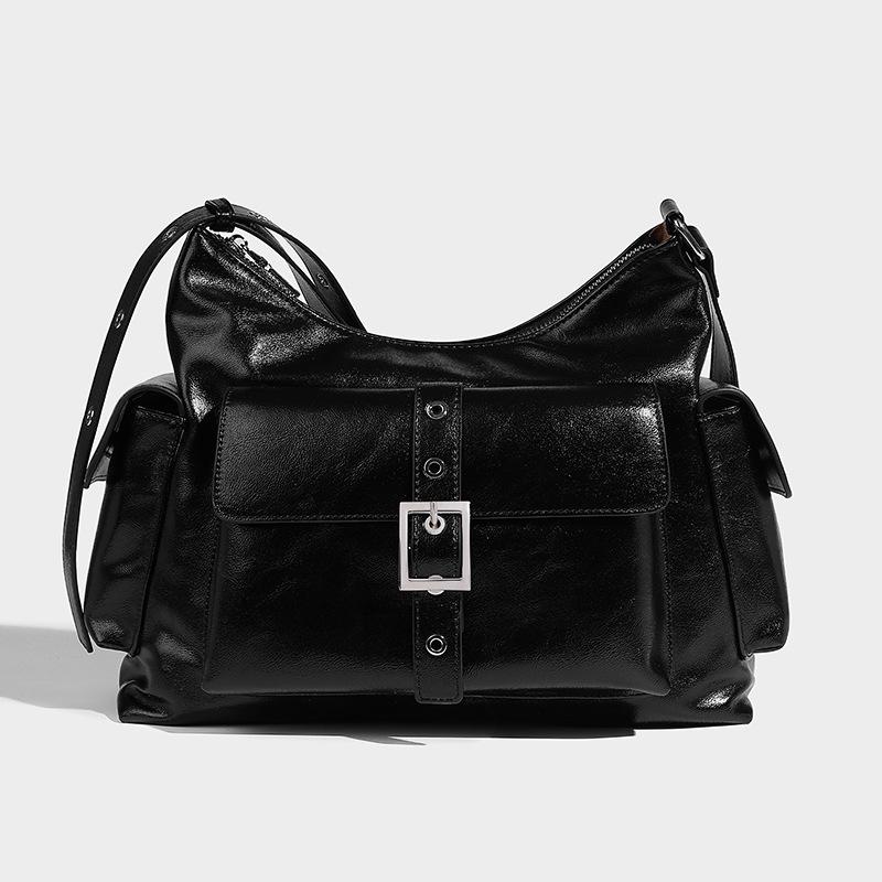 Autumn/Winter 2024 Retro Biker Pocket Bag: High-Capacity, Chic Crossbody for Fashionable Commuters
