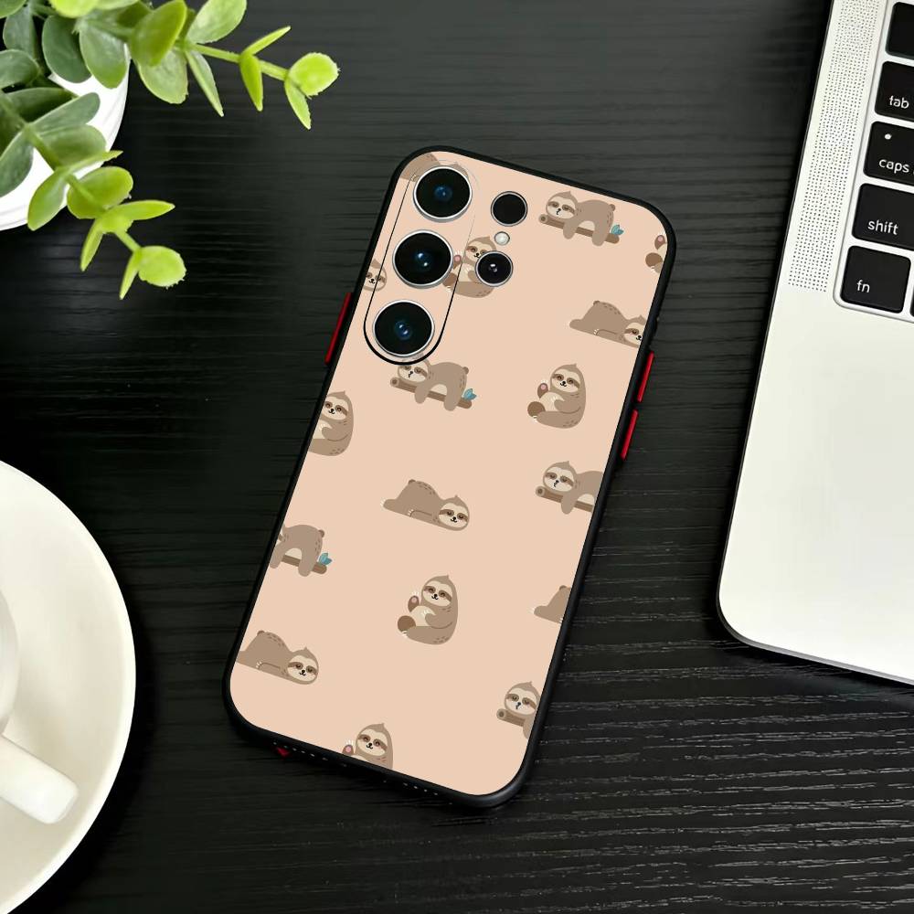 Cartoon Sloth Animal Cute  Phone Case For Samsung S26,S25,S24,S23,S22,S30,S21,Ultra,Plus,FE 5G Black Soft Cover Samsung S26ULTRA