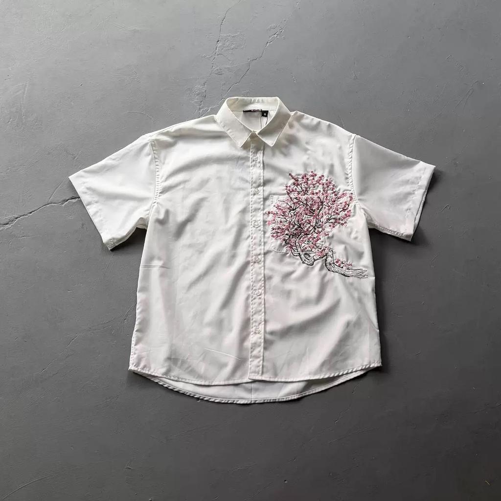 LUXEON Mode Nouvelle Chemise Homme Coupe Ample Broderie Fleur de Cerisier Chemise Décontractée Manches Courtes