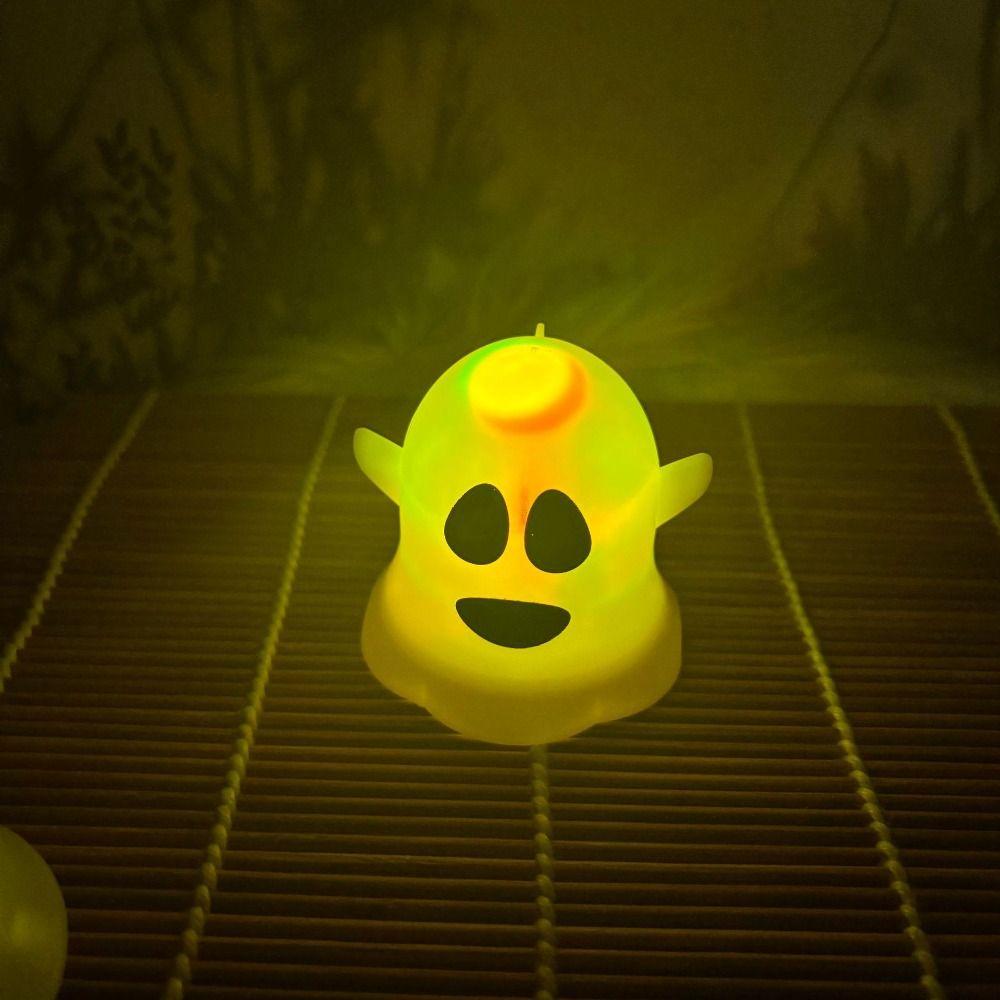 Plastic Halloween Ghost Lamp Portable Mini Ghost Light Ghost Pendant LED Candle Light  Yard Decor