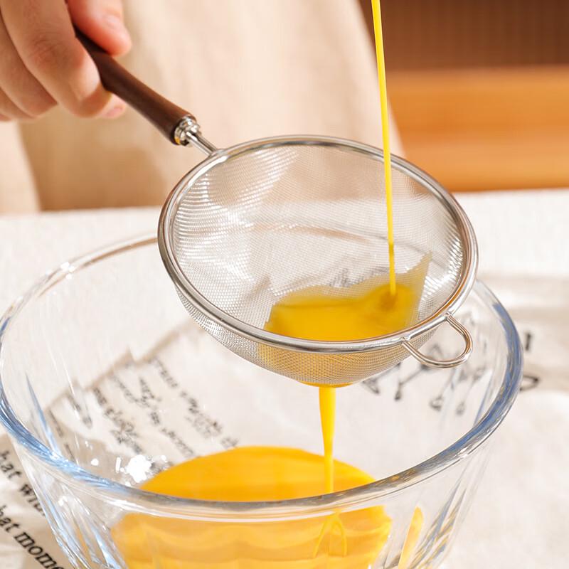 304 Stainless Steel Flour Sieve Set with Walnut Handle