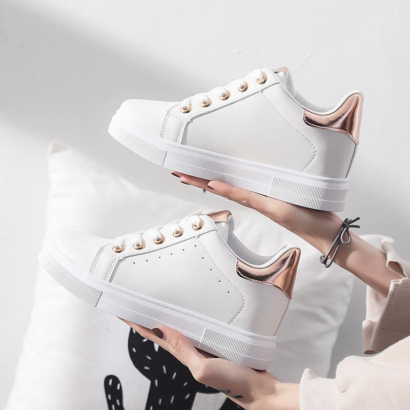 

Весенние новые внутренние высокие белые туфли женские корейские версии на толстой подошве повседневные студенческие туфли универсальные 40 золотой