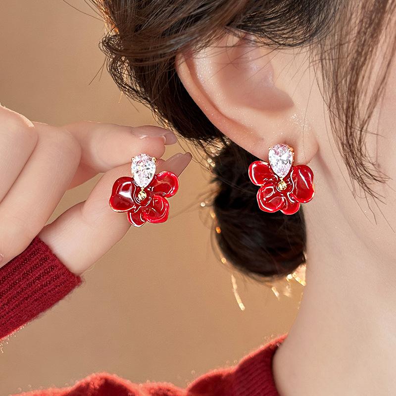 Electroplated zircon dripping oil flower earrings retro temperament earrings Ankola red earrings women