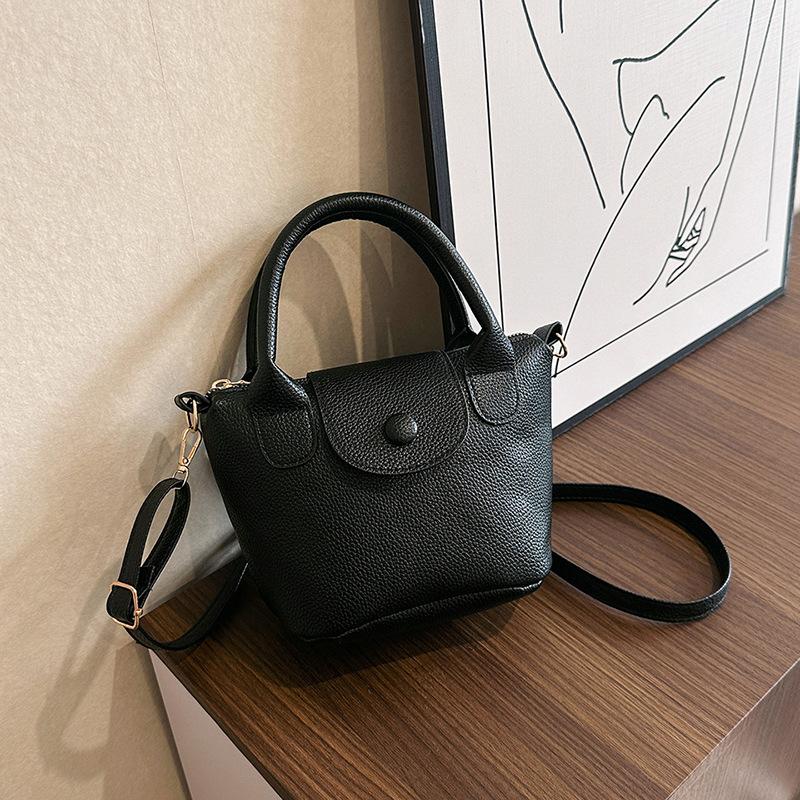 New Summer Lambskin Bag Mini Dumpling Bag Fashionable Handbag Crossbody Bag Shoulder Bag Mobile Phone Bag