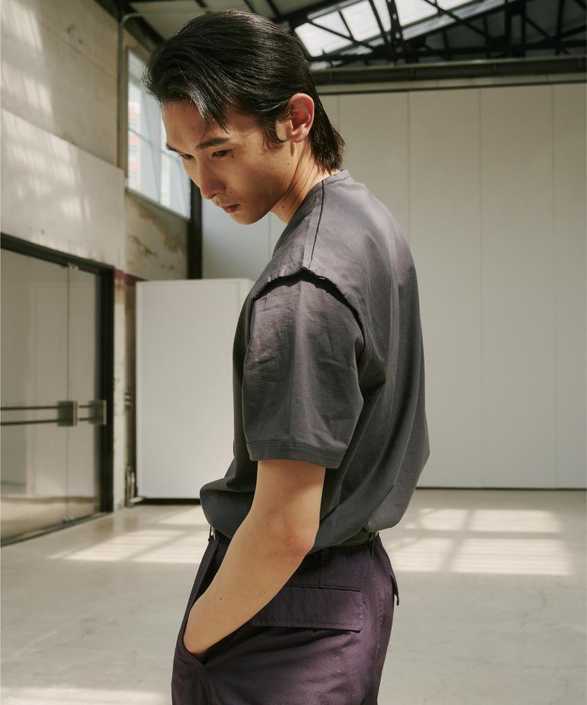 AEGO FREEDOM LAB Deep Grunge T-Shirt_Charcoal