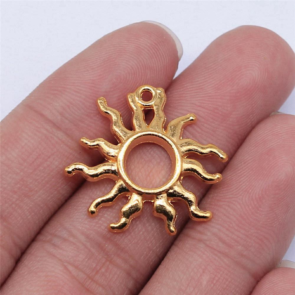 

Шарми Сонце Сонячне світло Підвіски Вінтажні Ювелірні Вироби Матеріали QC126 A44-4pcs-25x26mm