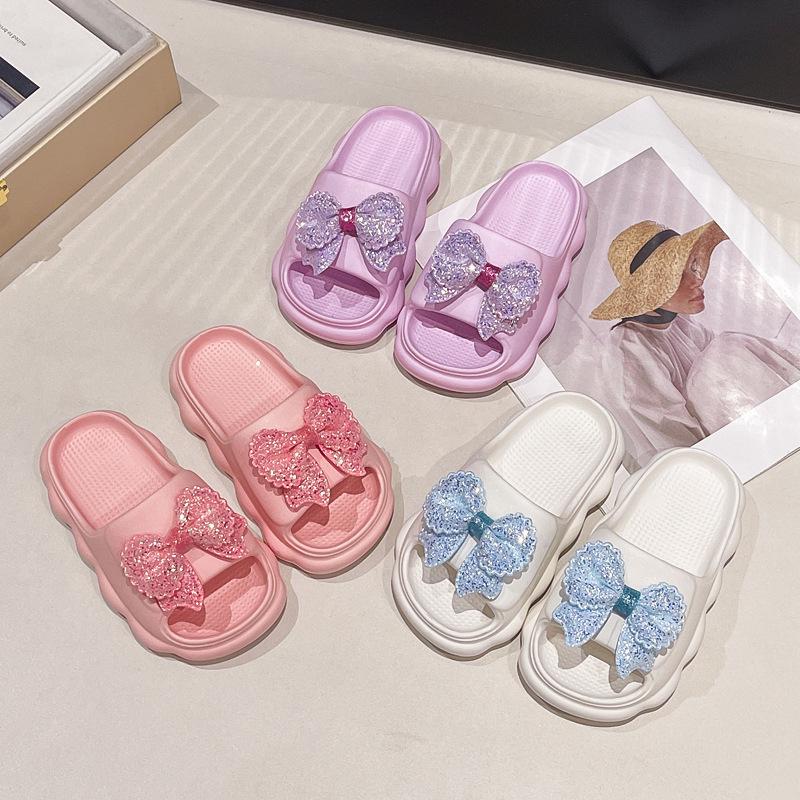 Kreskówkowe, miękkie, antypoślizgowe sandałki plażowe dla dzieci z pianki EVA