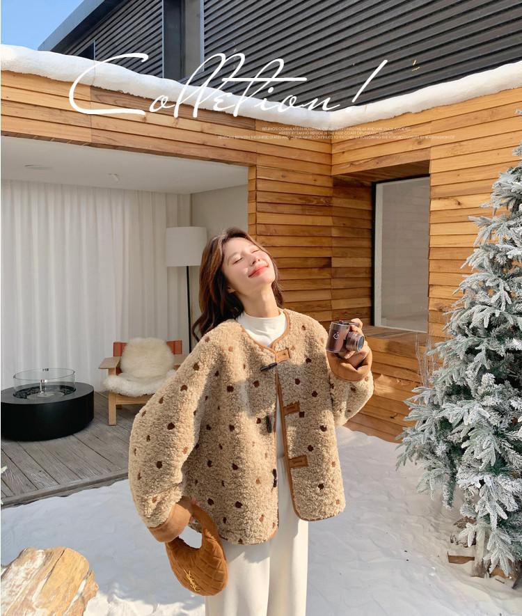 Women s Round Neck Long Sleeve Fleece Jacket Loose Fit Sweet Style Reversible Suede Polka Dot Towel Embroidery Winter Outerwear Coat S