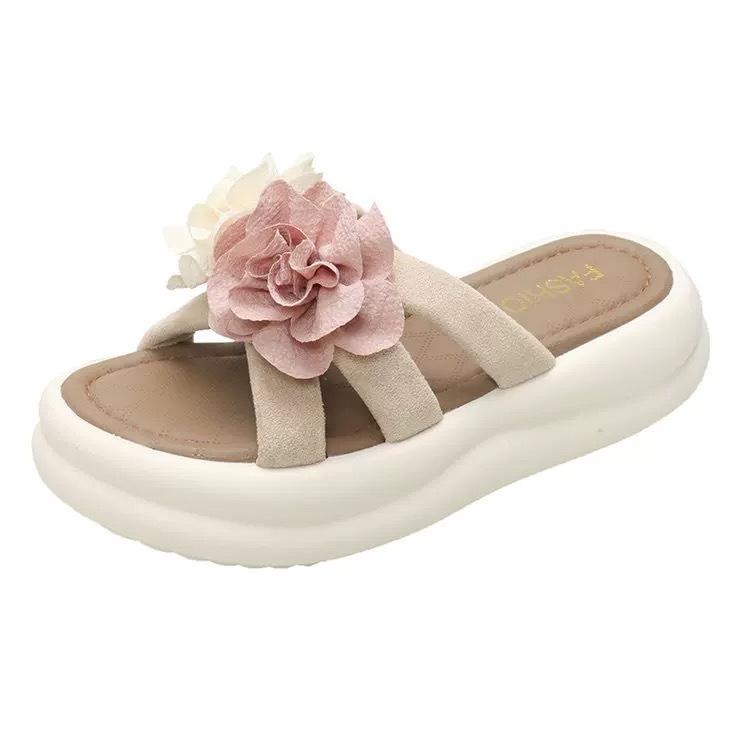 Height-increasing Thick-soled One-word Versatile Slippers for Women's Summer Wear 2025 New High-end Flower Beach Non-slip and Cool Slippers