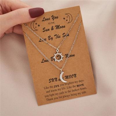 2 Pezzi Moda Nuova Collana di Coppia in Acciaio Inossidabile Per Donne Uomini Amanti Amici Ciondolo Charm Sole Luna Collana a Catena Gioielli Regalo