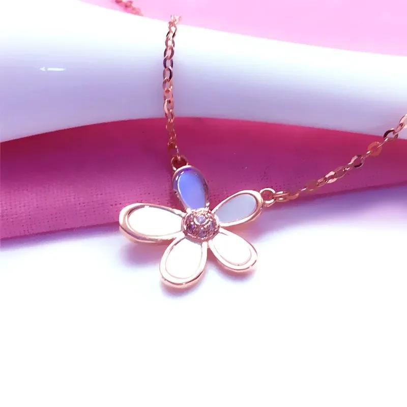 Collier Fleur Émail Blanc Simplicité pour Femmes Pendentif Mode Plaqué Or Rose Chaîne Clavicule Zircon