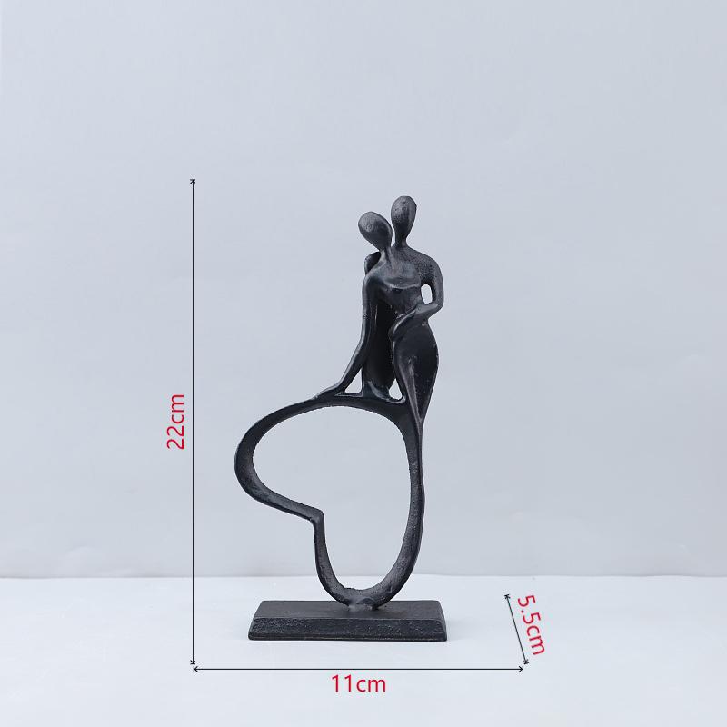 Cast Iron Heart Couple Decorative Metal Sculpture Living Room Bookshelf Figurine Human Statue Craft Ornament Room Decoration New