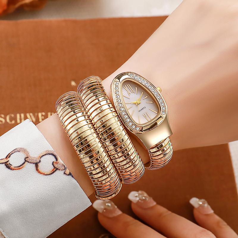 Zhejiang Crafted Snake Shaped Quartz Watch With Elliptical Dial For Trendy Women