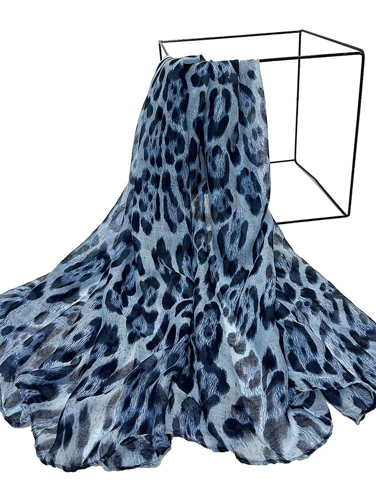 New Vintage Voile Scarf Leopard Print Hijab for Women Lightweight Sunscreen Head Wrap Beach Cover-Up Windproof Travel Scarf