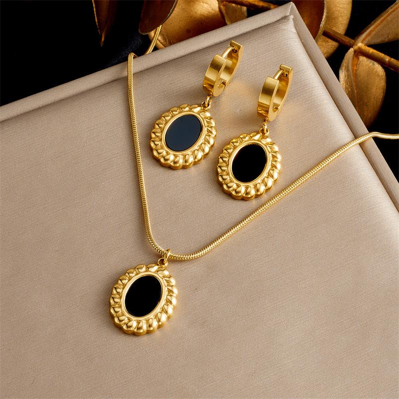 Gold Tone Black Enamel Oval Charm Jewelry Set Necklace Earrings