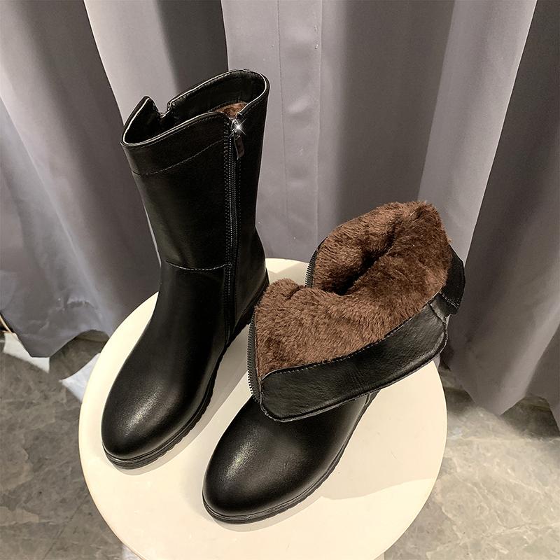 Winter Soft Leather Comfort Warm Mid-tube Boots for Women Metal Decorative Cotton Shoes Mothers Plush Flat Snow Boots Size 35-42