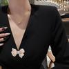 Creative Ladies Luxury Sparkly Boutique Bow Brooch Rhinestone Pearl Decorated Bow Badge Ladies Party Banquet