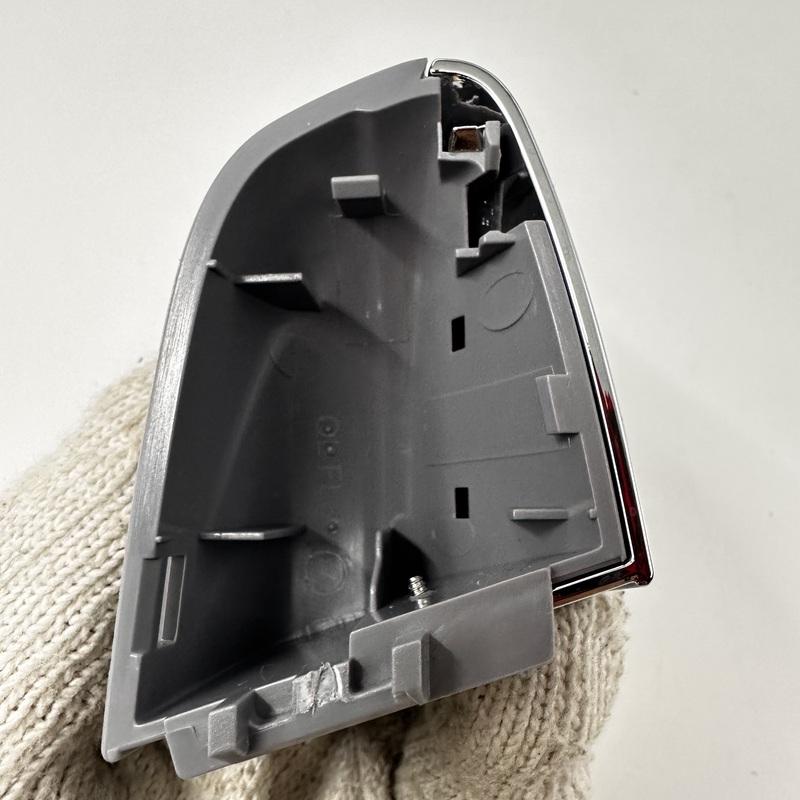 82652D9010 Cover Front Key Hole Cap for 2017  Kia Sportage Left Front Outdoor Door Shooter