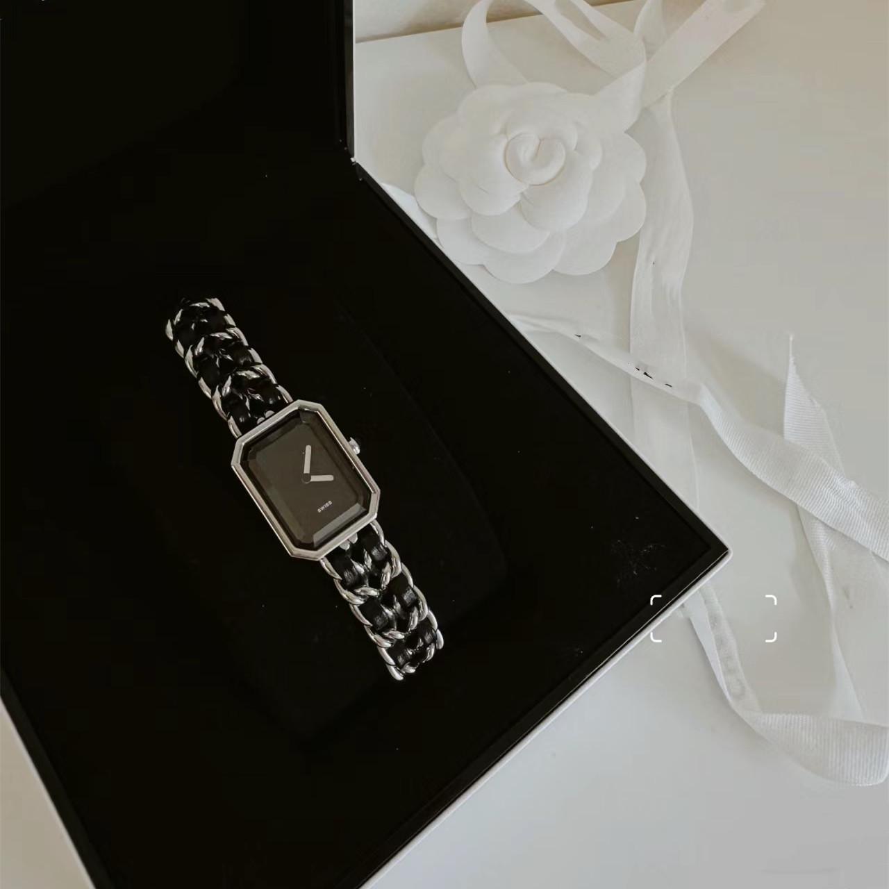 

Новые женские кварцевые часы в средневековом стиле, черные с серебристым, с плетеным браслетом-цепочкой - европейский/американский ретро-дизайн Medium 14-15.5CM серебряный/чёрный