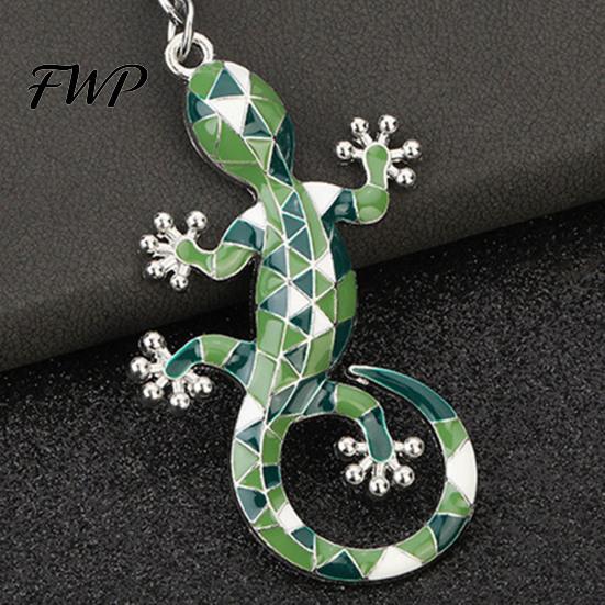 Zinc Alloy Keychain Pendant Geometric Pattern Imitation Gecko Design Oxidation Resistant Key Chain Electroplated Holder Backpack Car Accessory Keyring