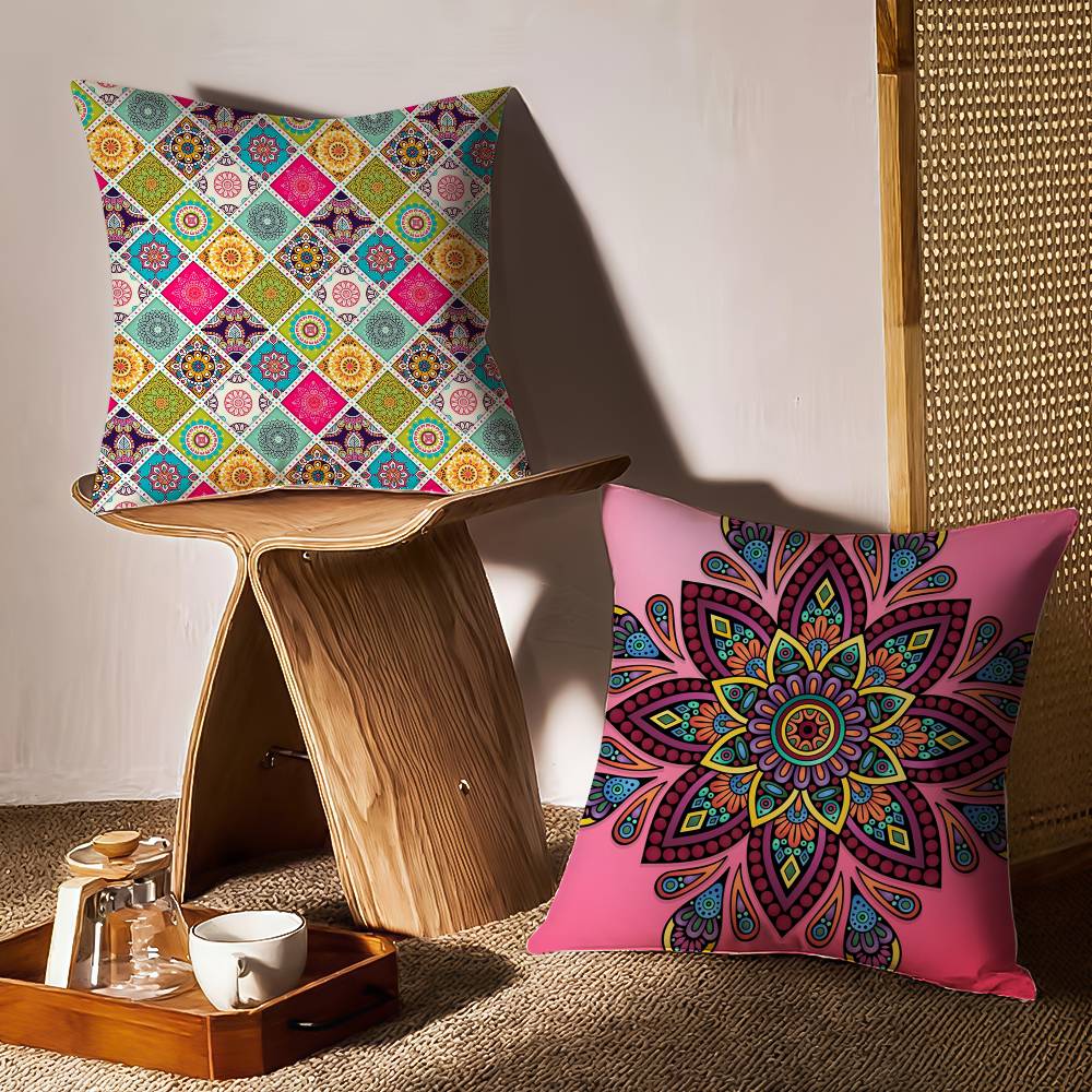 Mandala Style Decorative Pillow Case Sofa and Living Room Decorative Cushion Covers Dust-proof and Mite-proof Invisible Zipper