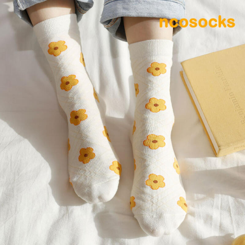 FSN123_Cream Flower Women s Socks sunflower