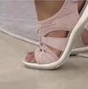 2025 Spring New Round Head Breathable Casual Sandals Women's Foreign Trade Large Size Flat Beach Sandals Women